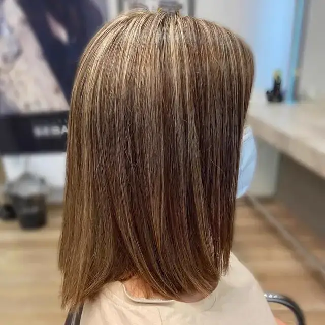 Blonde Strähnen aus dem Salon Haar JuWehl
